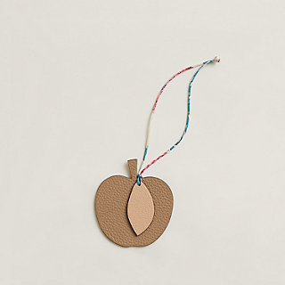 Apple and leaf charm | Hermès USA